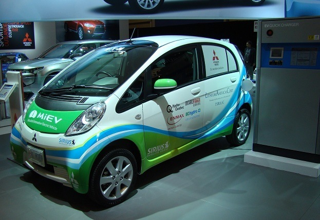 2011 Canadian International Auto Show mitsubishi i miev