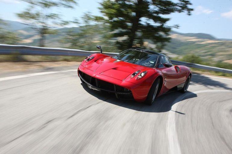 2013 pagani huayra photo 479638 s 1280x782