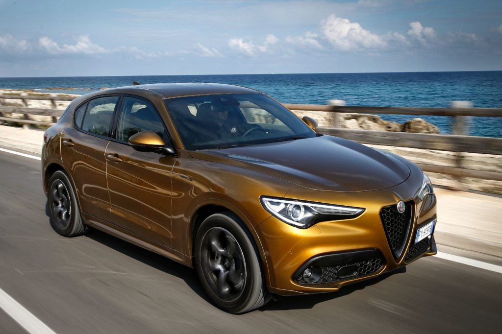 2021 Alfa Romeo Stelvio 3