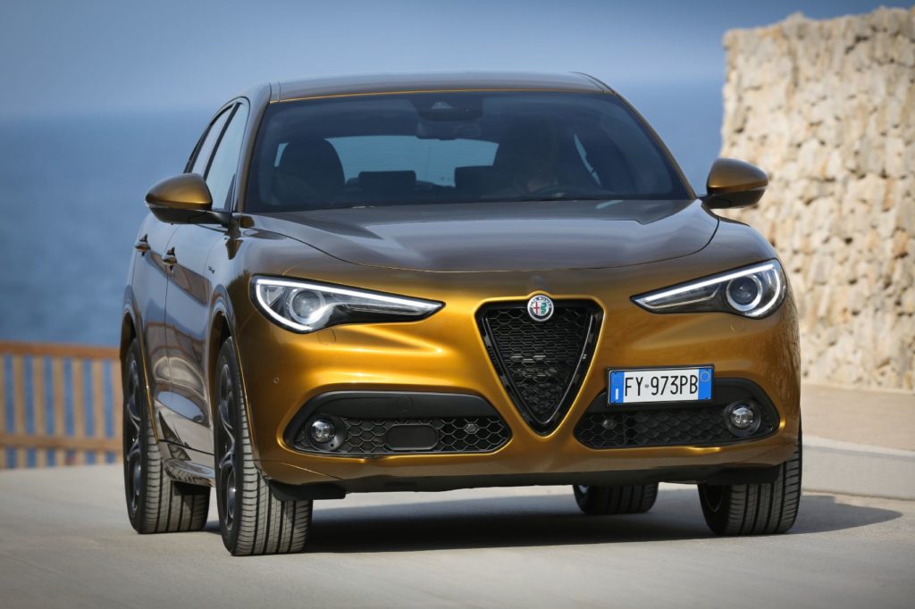 2021 Alfa Romeo Stelvio 4