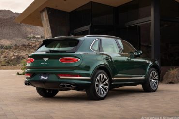 2021 Bentley Bentayga V8 Omaze 8