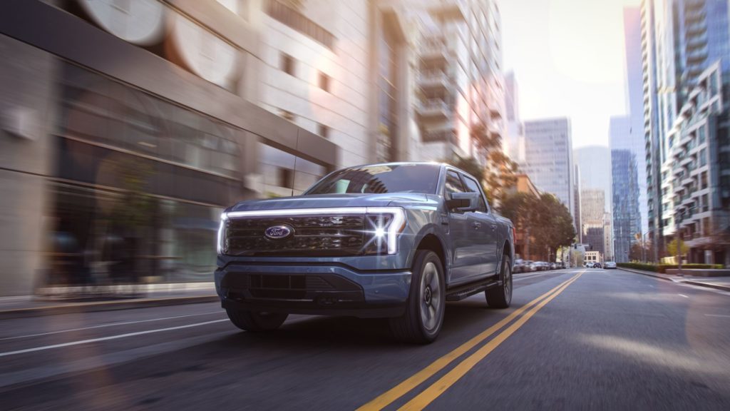 2022 Ford F 150 Lightning 14