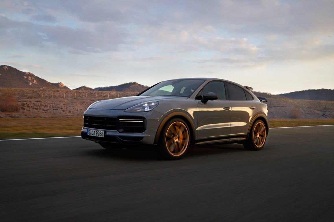 2022 Porsche Cayenne Turbo GT 1