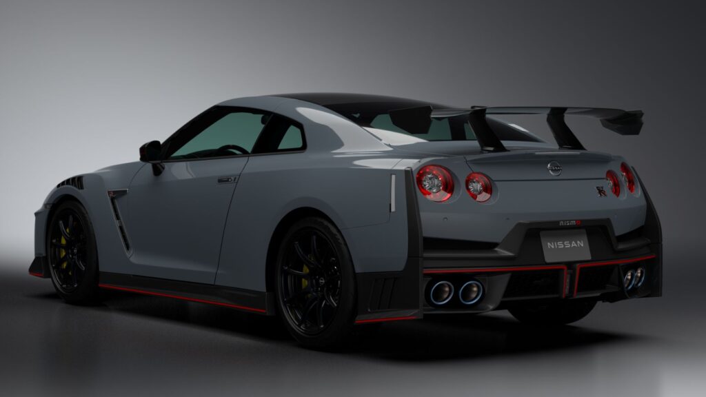 2024 Nissan GT R 17