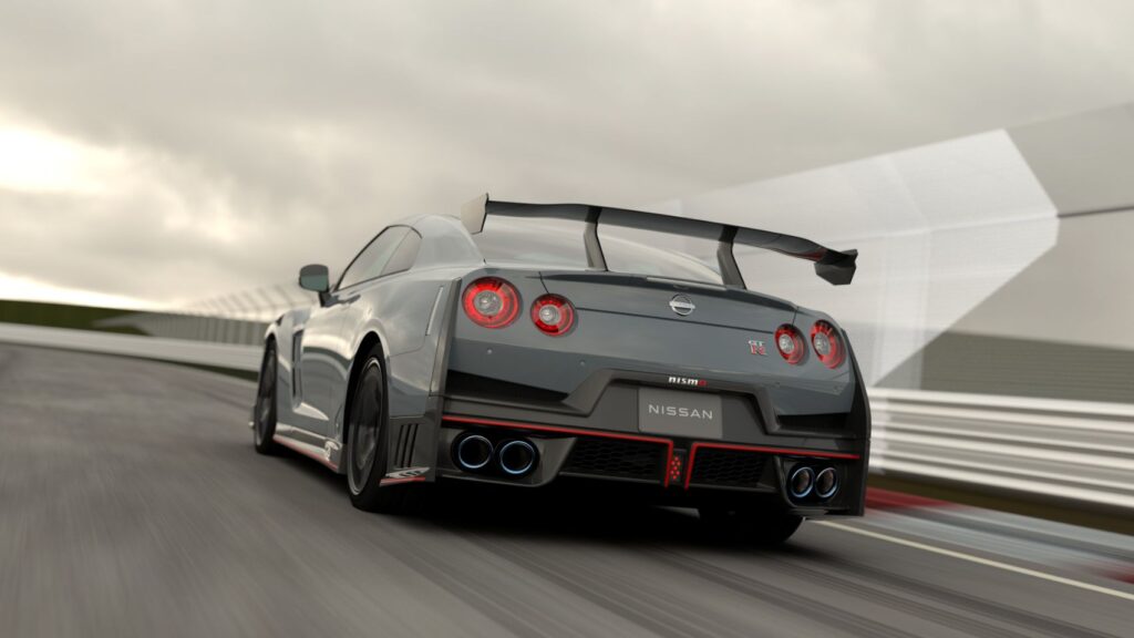 2024 Nissan GT R 22