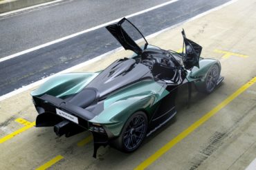 Aston Martin Valkyrie Spider 1