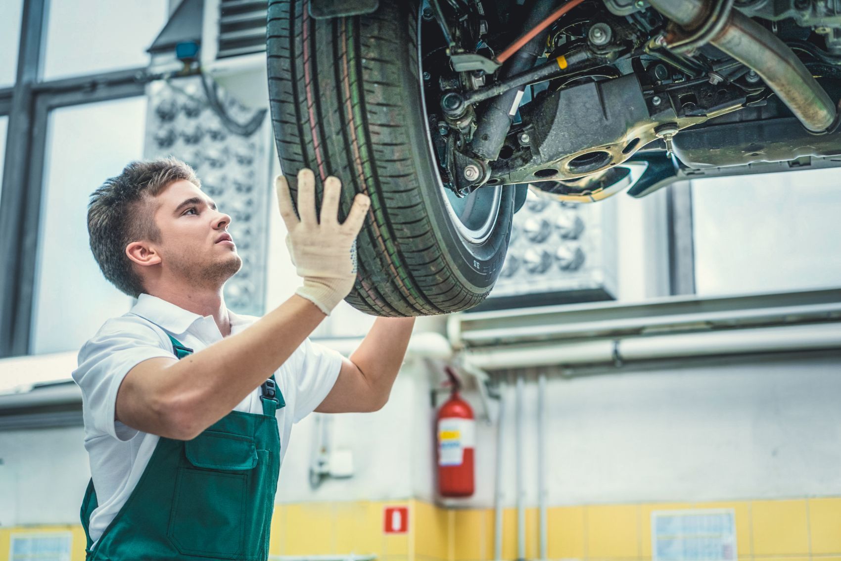 Auto Mechanic