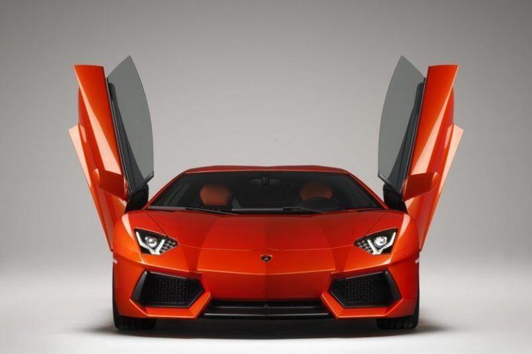 Lamborghini Aventador LP-700-4 front open