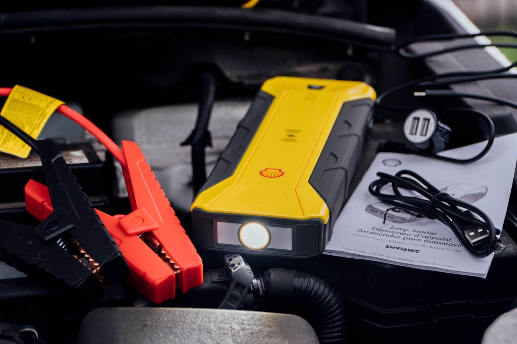 Shell 1200A Portable Jump Starter