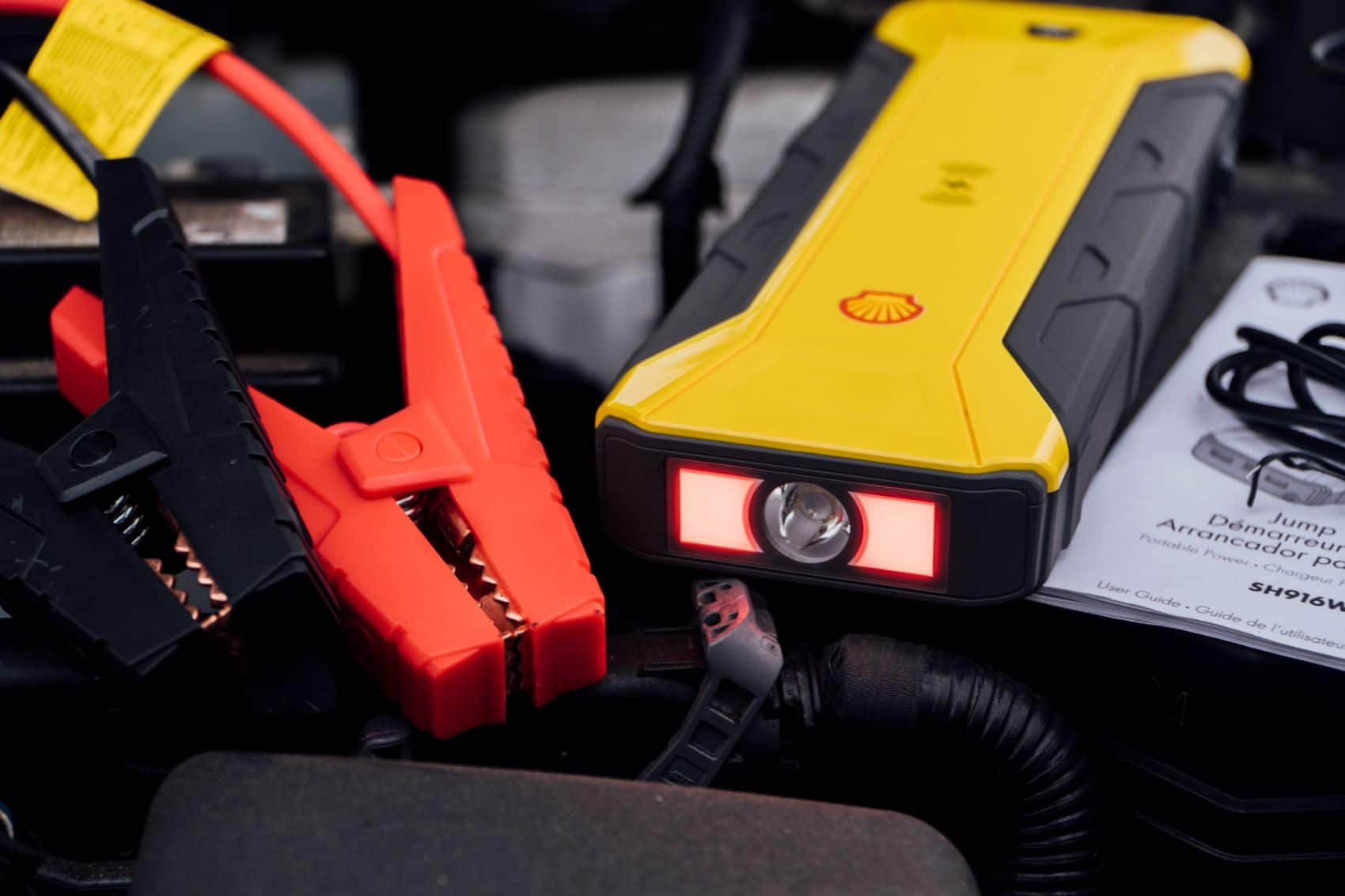 Shell 1200A Portable Jump Starter (22)