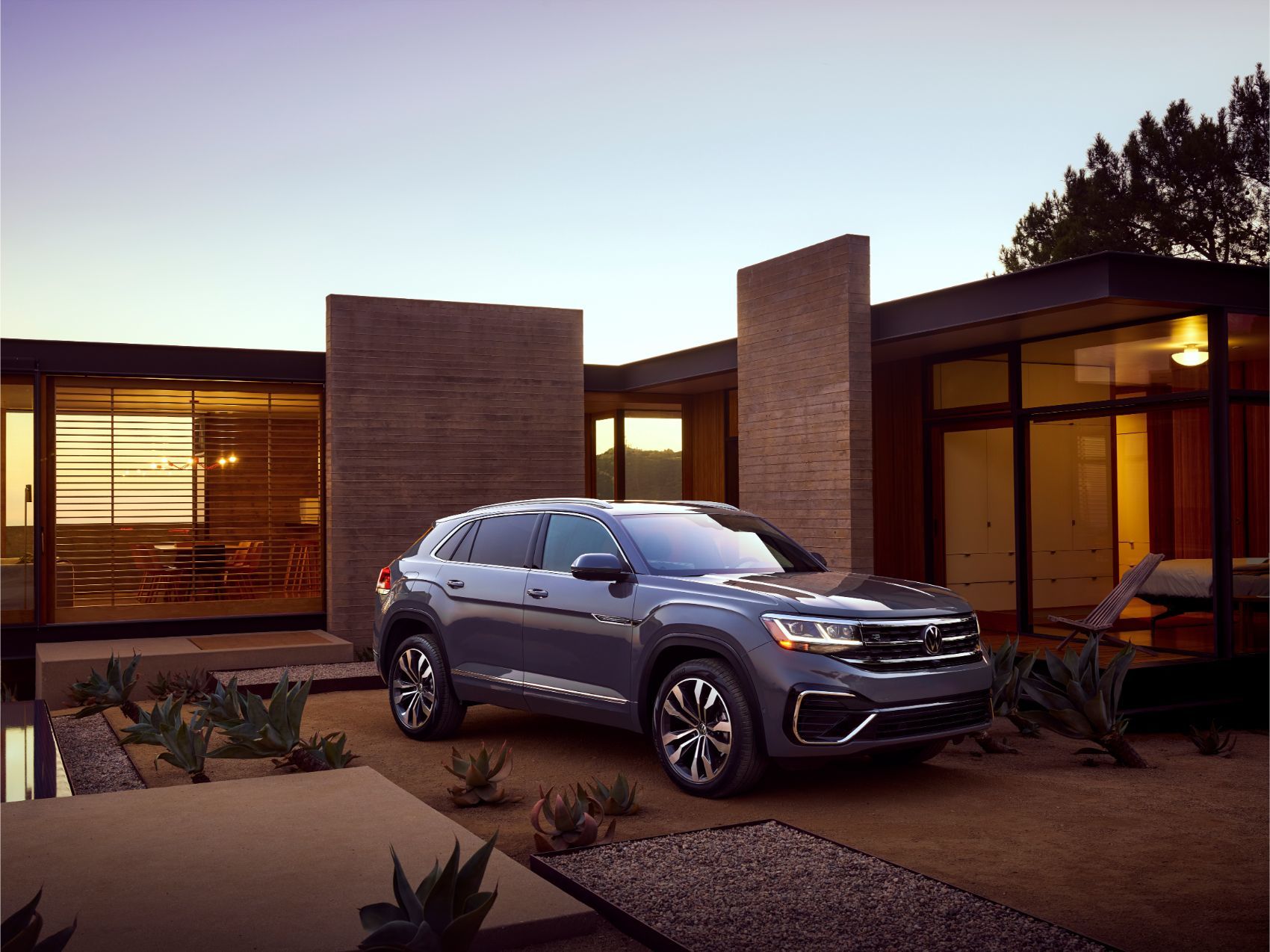 2020 VW Atlas Cross Sport.